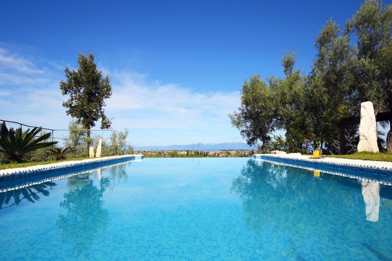 Alea Resort Villas Apolpaina Ngoại thất bức ảnh